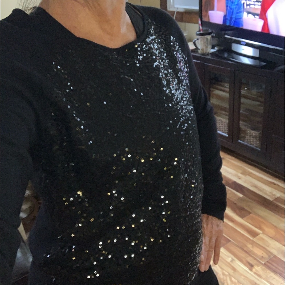 Sweater - Picture 6 of 7